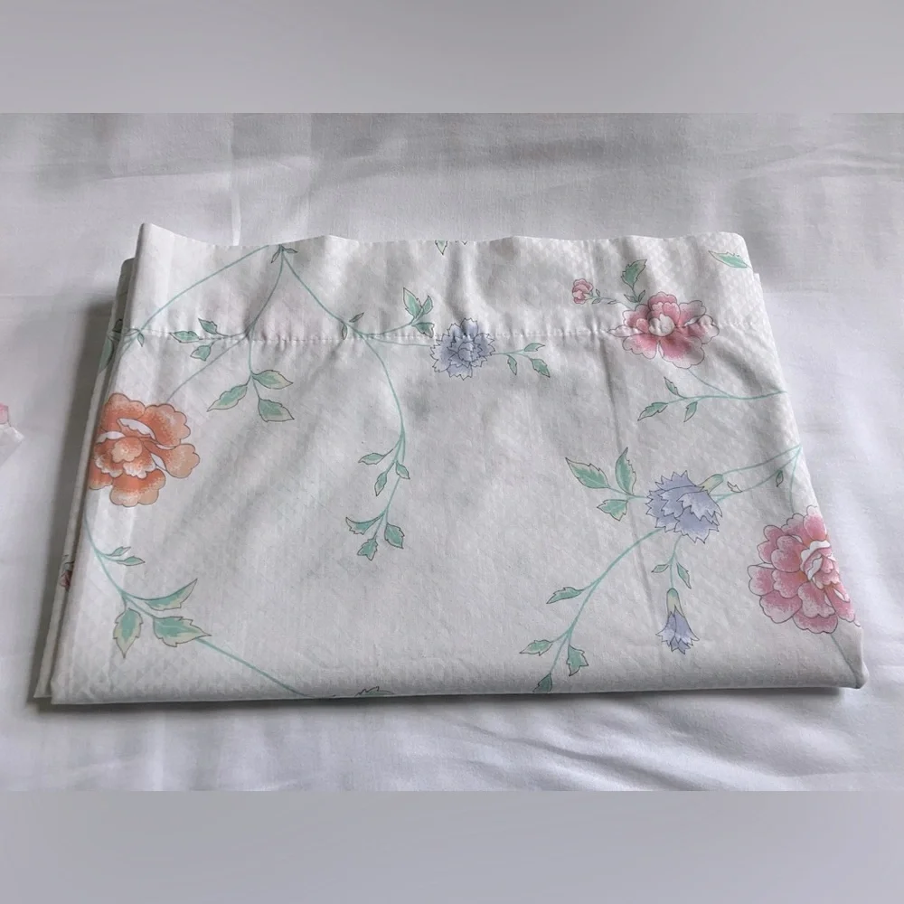 WAMSUTTA Ultracale Floral Twin Sheets Only